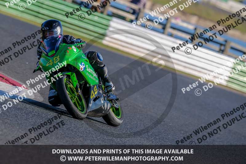 PJM Wedding Photography;enduro digital images;event digital images;eventdigitalimages;mallory park;mallory park photographs;mallory park trackday;mallory park trackday photographs;no limits trackdays;peter wileman photography;racing digital images;trackday digital images;trackday photos